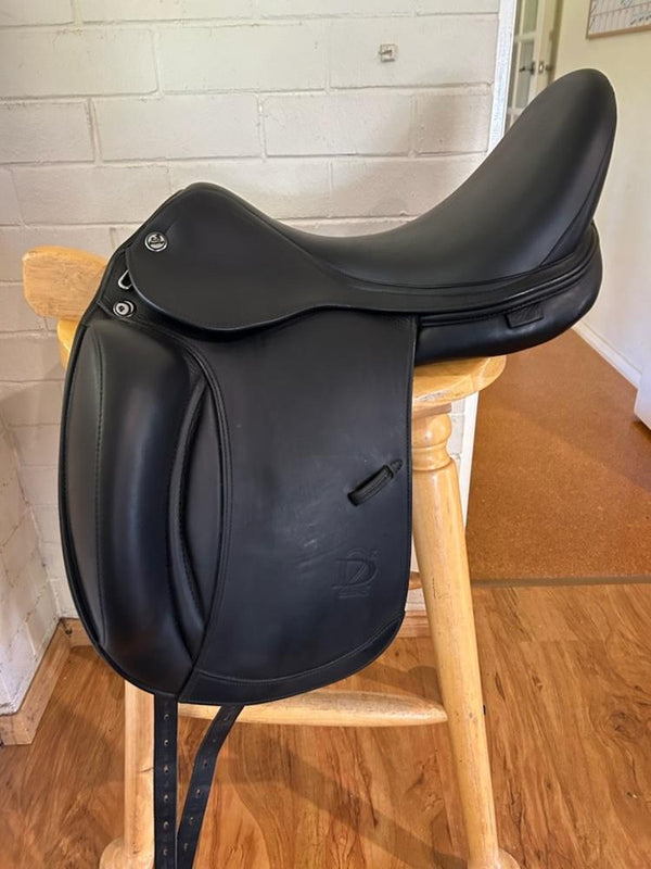 PRESTIGE D2 K 18M BLACK - 2ND HAND